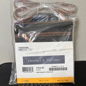 NWT Dooney & Bourke Black North/South Crossbody Nylon Bag with Brown Trim